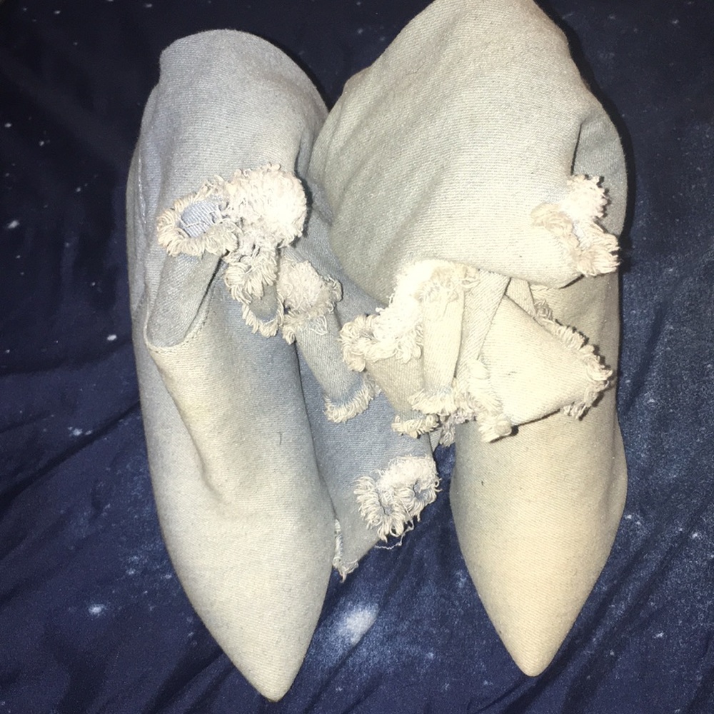 Boots - Picture 1 of 2